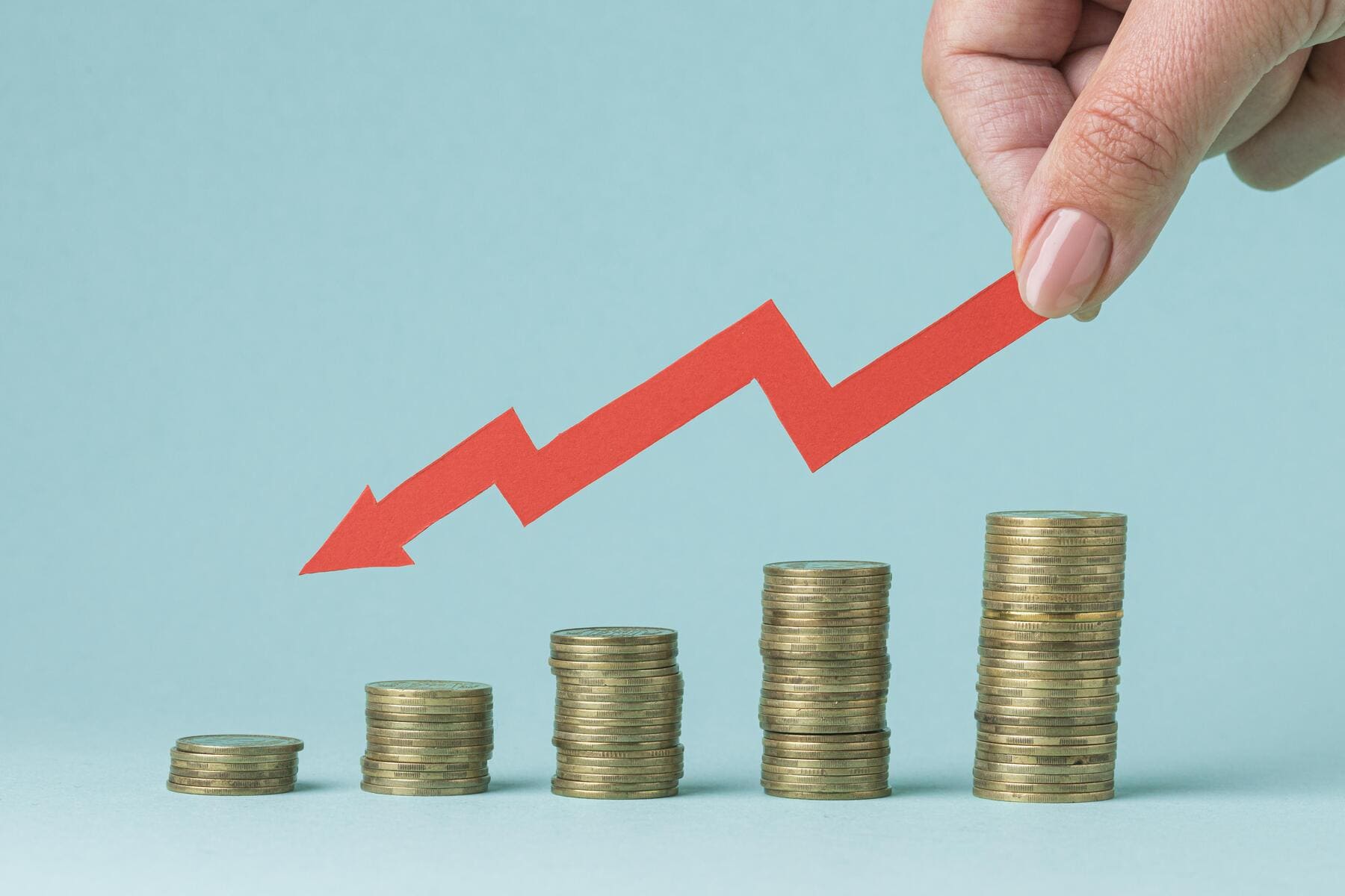 Impactos da Selic 14,75% na economia e nos investimentos em 2026